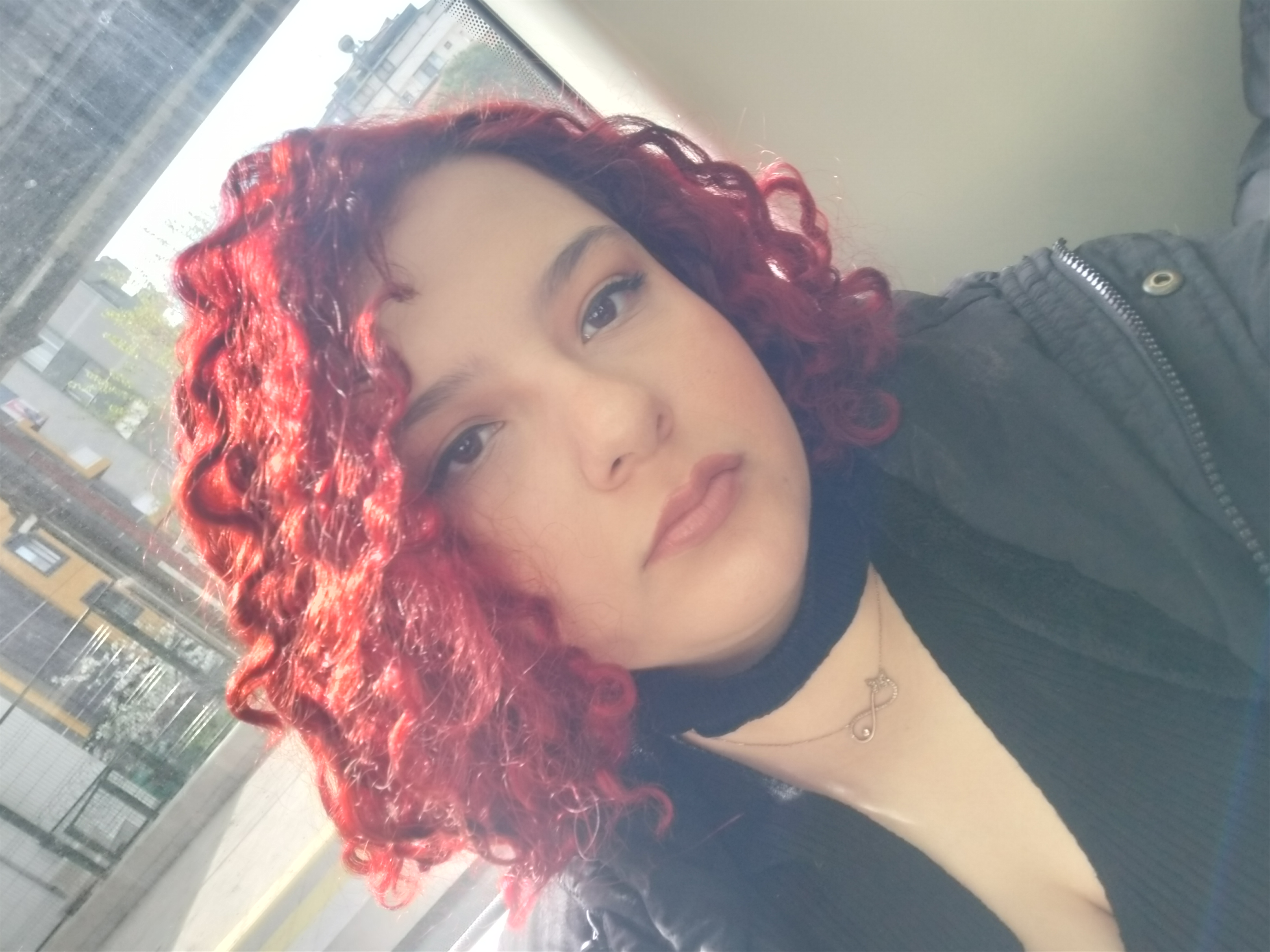 Öznur Biçer profil fotoğrafı.