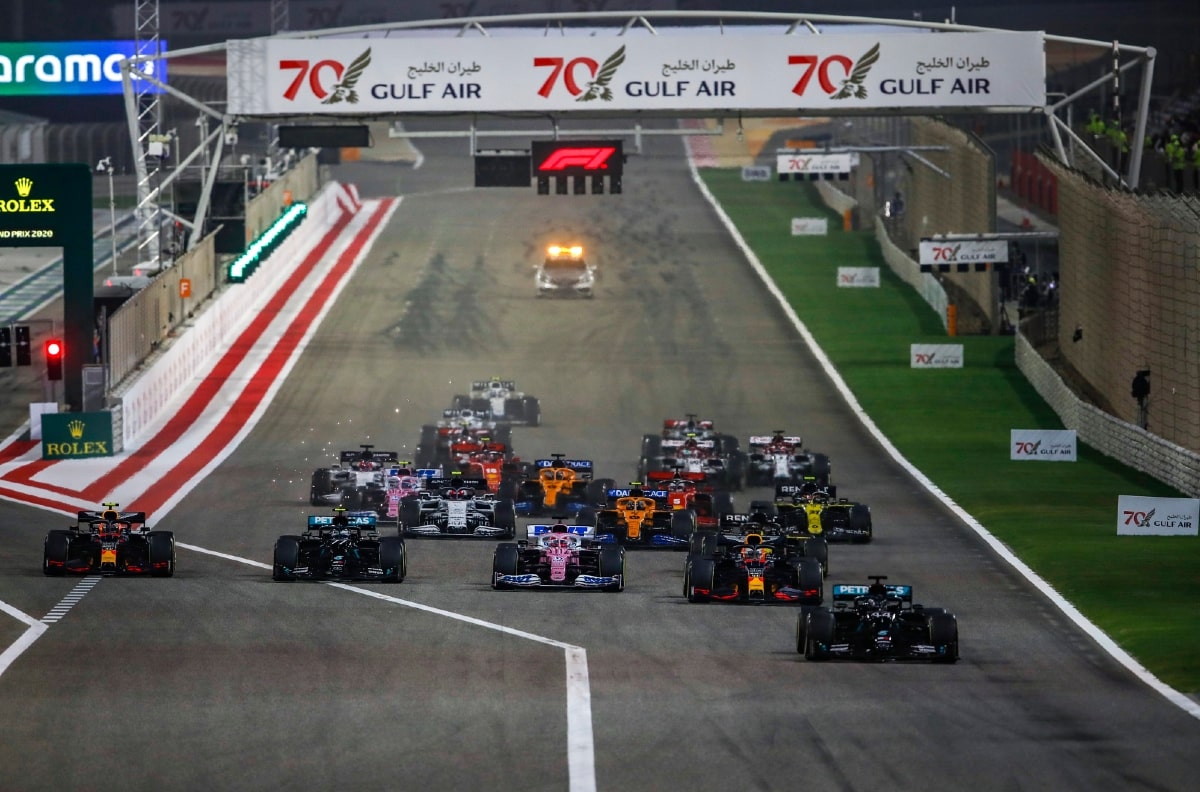 F1' DE 2021 SEZONU BAŞLADI kapak fotoğrafı
