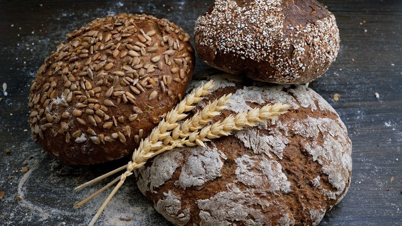 ÇÖLYAK: GLUTENLE YAŞAYAMAYAN AZINLIK kapak fotoğrafı