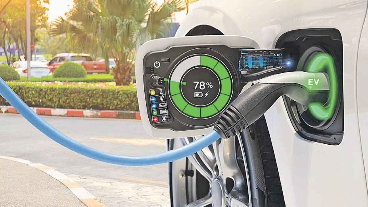 Elektrikli Otomobiller Artık Ekonomik Değil Mi?  kapak fotoğrafı